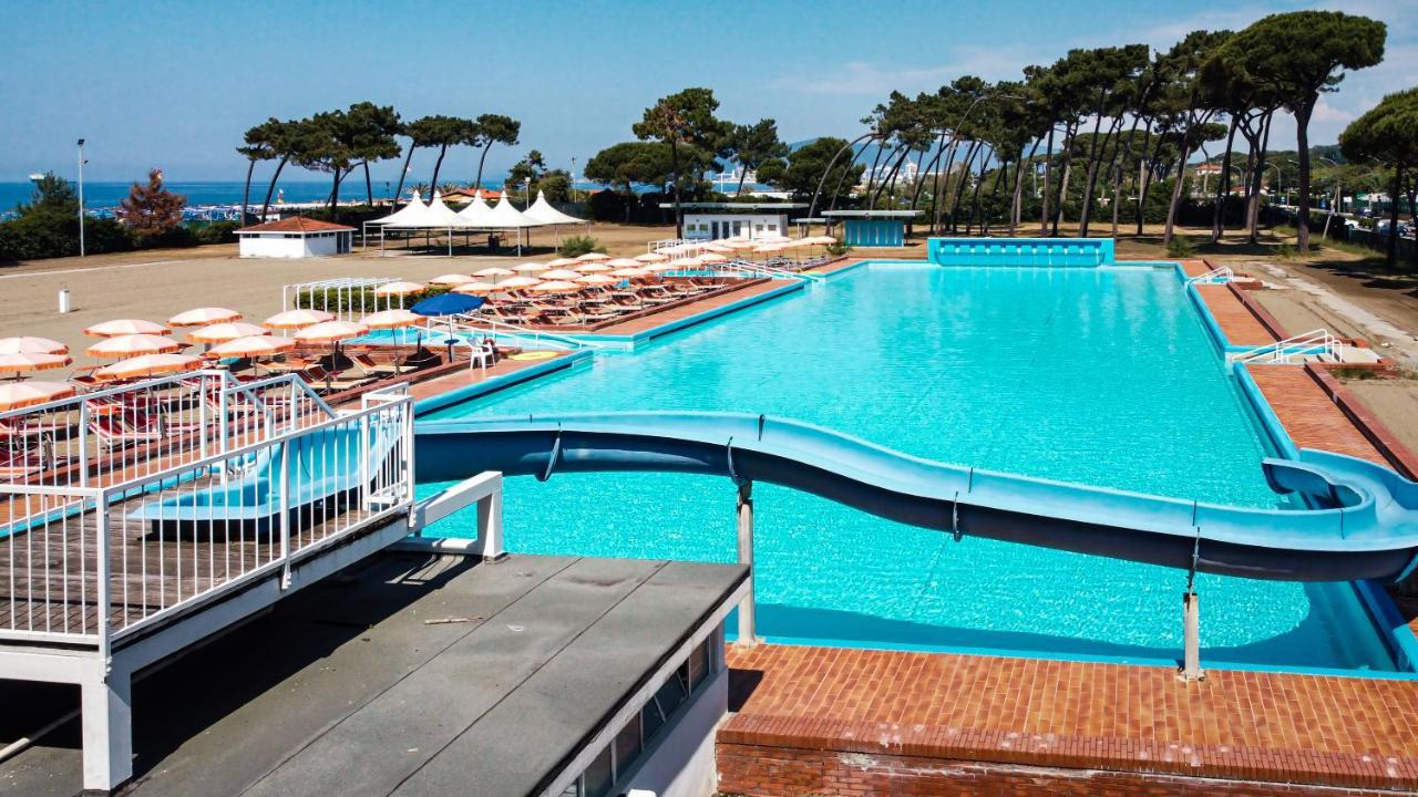 Villaggio Torre Marina Marina di Massa Ngoại thất bức ảnh